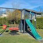 Family Garden With Free Private Parking & Playground * リガ
