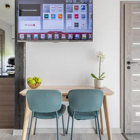 Family Garden With Free Private Parking & Playground Riga