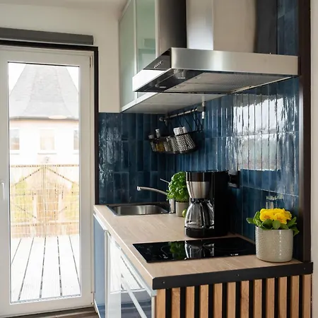 Family Garden With Free Private Parking & Playground * Riga