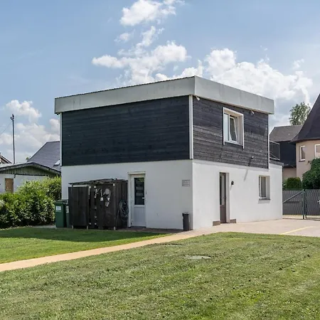 Family Garden With Free Private Parking & Playground Appartement *