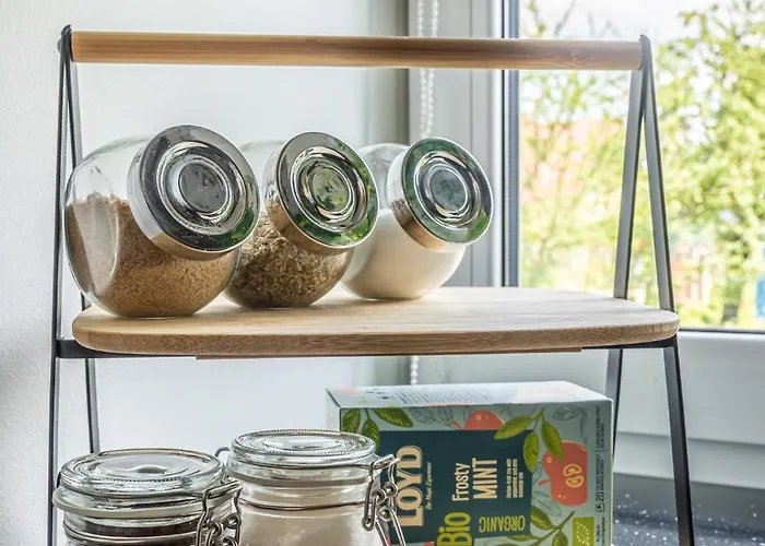 Family Garden With Free Private Parking & Playground Lägenhet Riga