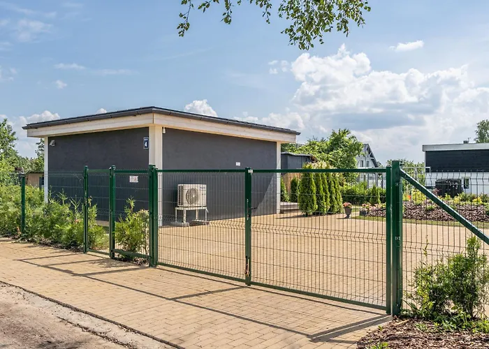 Family Garden With Free Private Parking & Playground * Riga