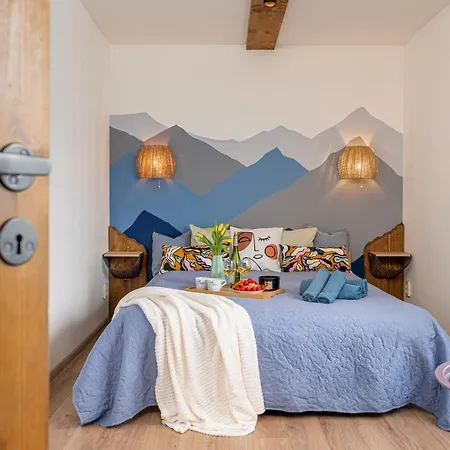 Family Garden With Free Private Parking & Playground Apartment Riga