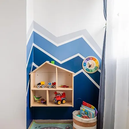 Apartment Family Garden With Free Private Parking & Playground