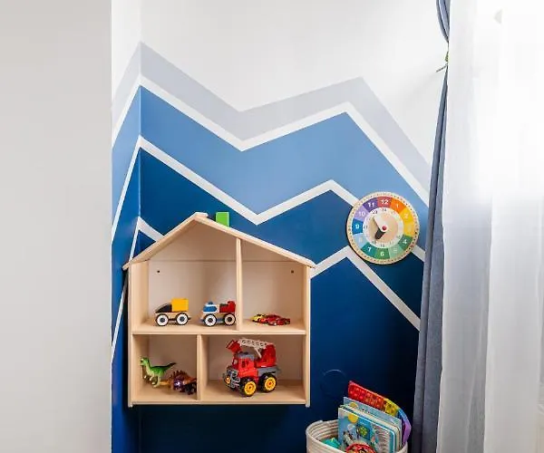 Apartment Family Garden With Free Private Parking & Playground