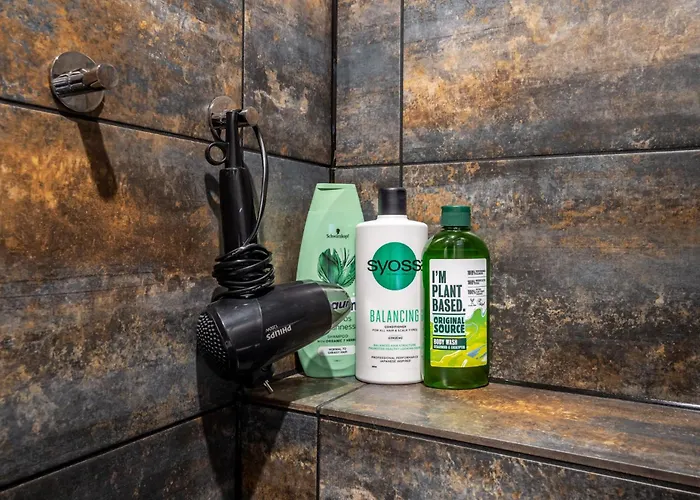 Apartment Family Garden With Free Private Parking & Playground