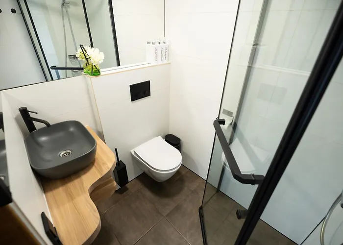 Apartment Family Garden With Free Private Parking & Playground Riga