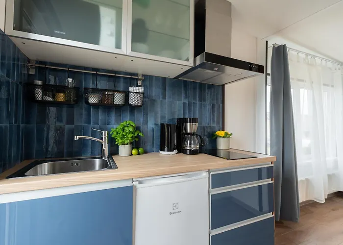 Apartment Family Garden With Free Private Parking & Playground *