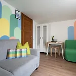 Family Garden With Free Private Parking & Playground ריגה